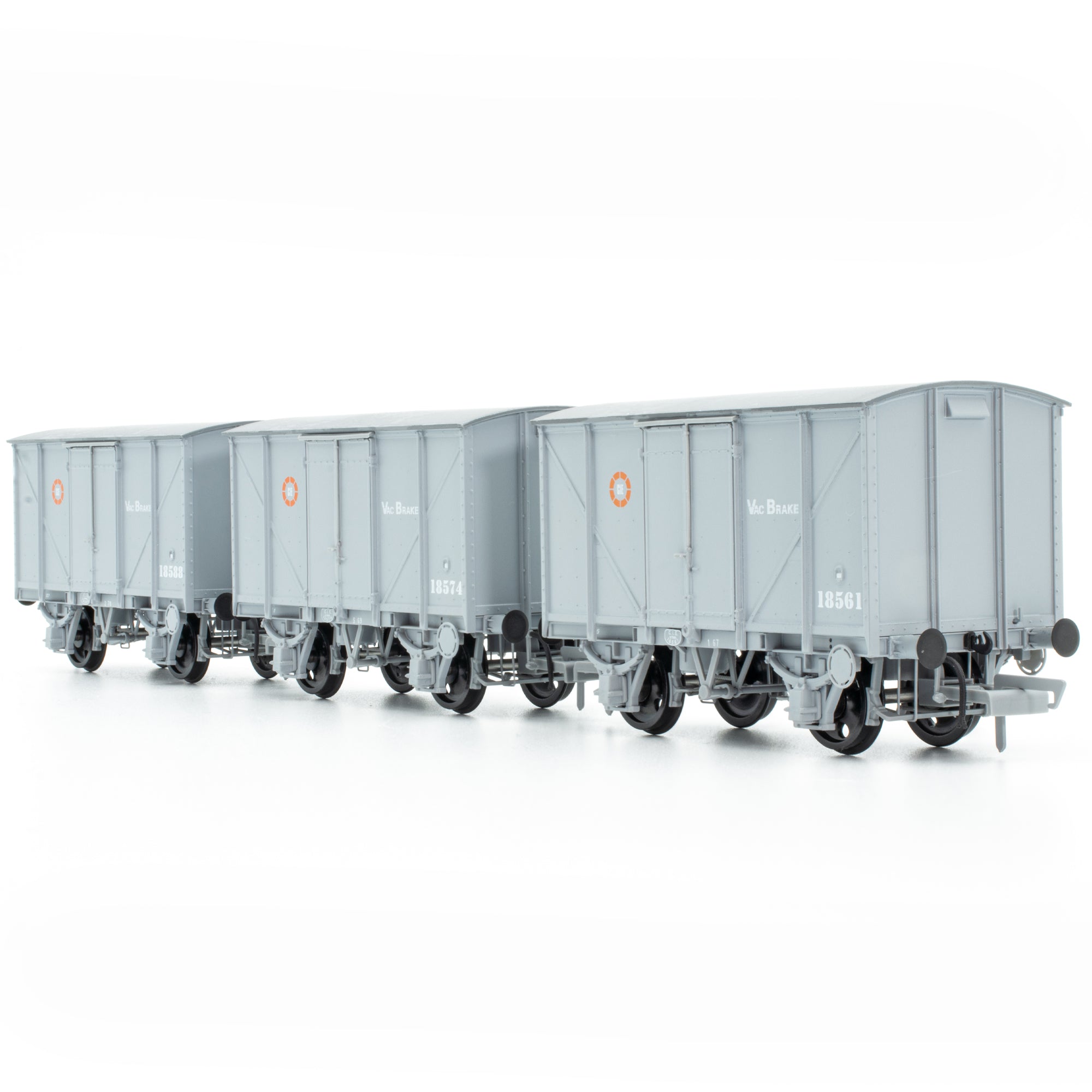 CIE Bulleid H Van - Grey (ré cruinn CIE) - feistithe i bhfolús - Pacáiste 2