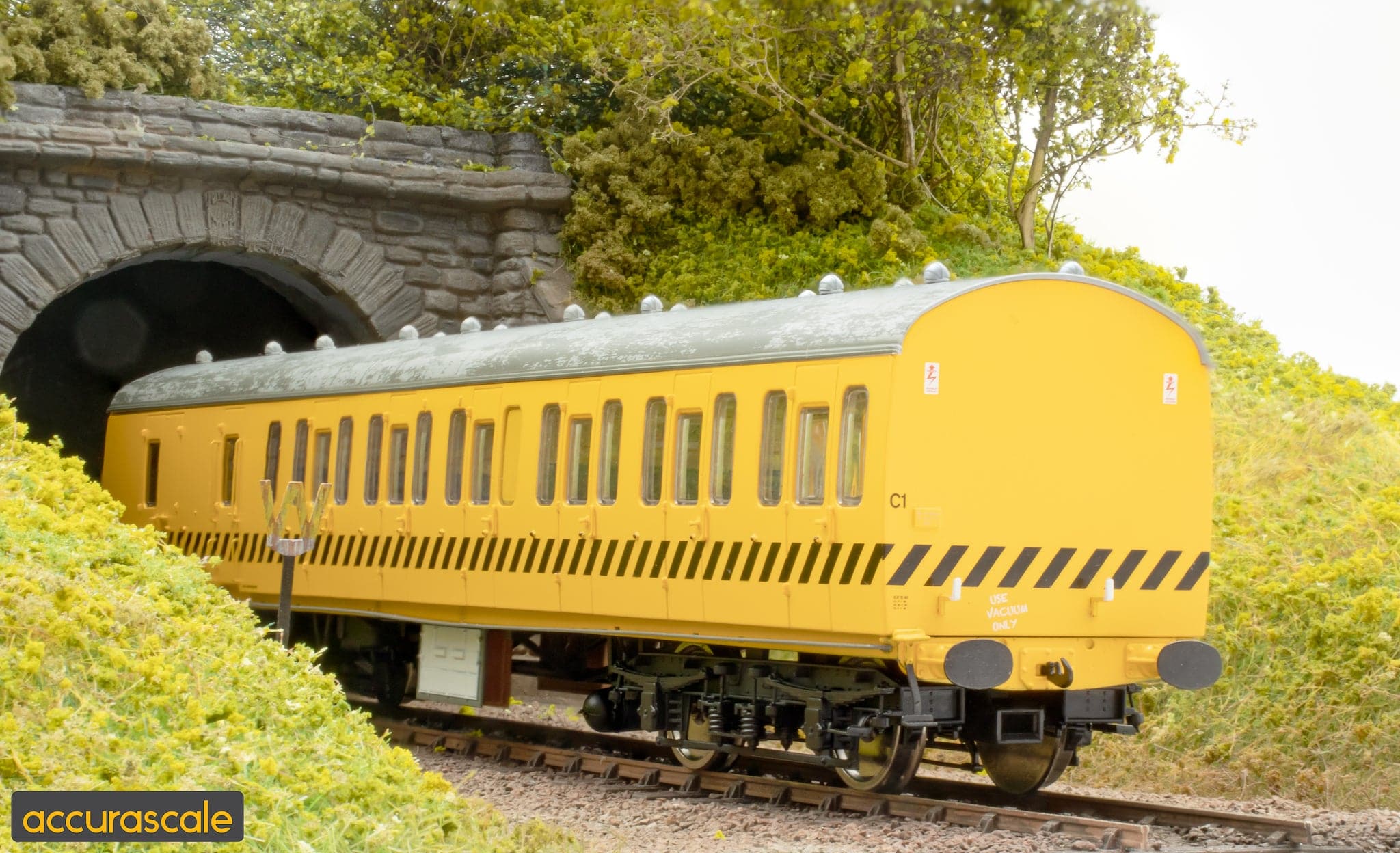 BR Mk1 57' Cóiste Neamh-Gangway - BS - BR BTU Veaineanna Uirlis: ADB963952