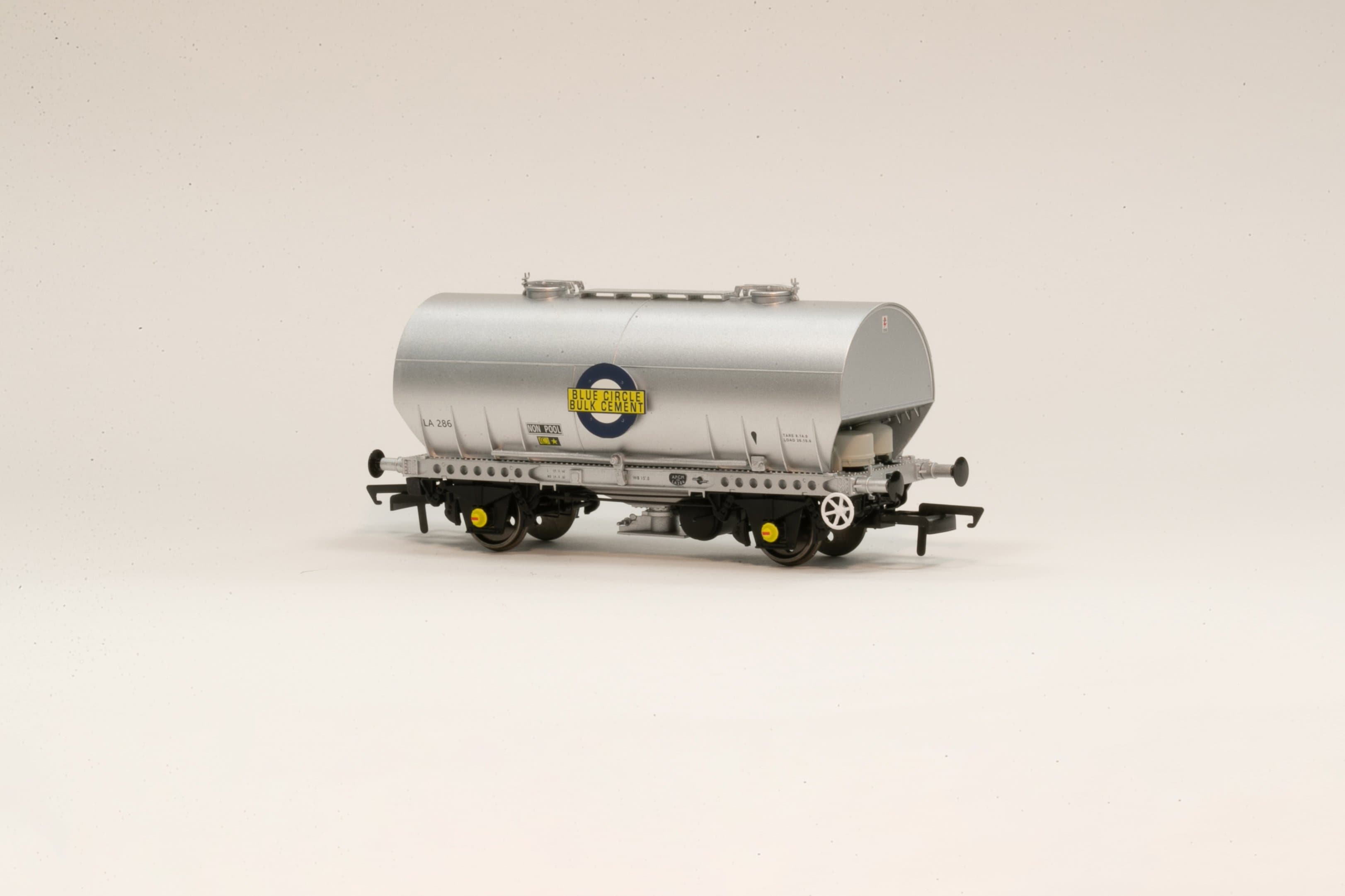 Wagon Púdar APCM Cemflo / PCV - Pacáiste Triarach - LA277, LA286, LA292 - PreTOPS