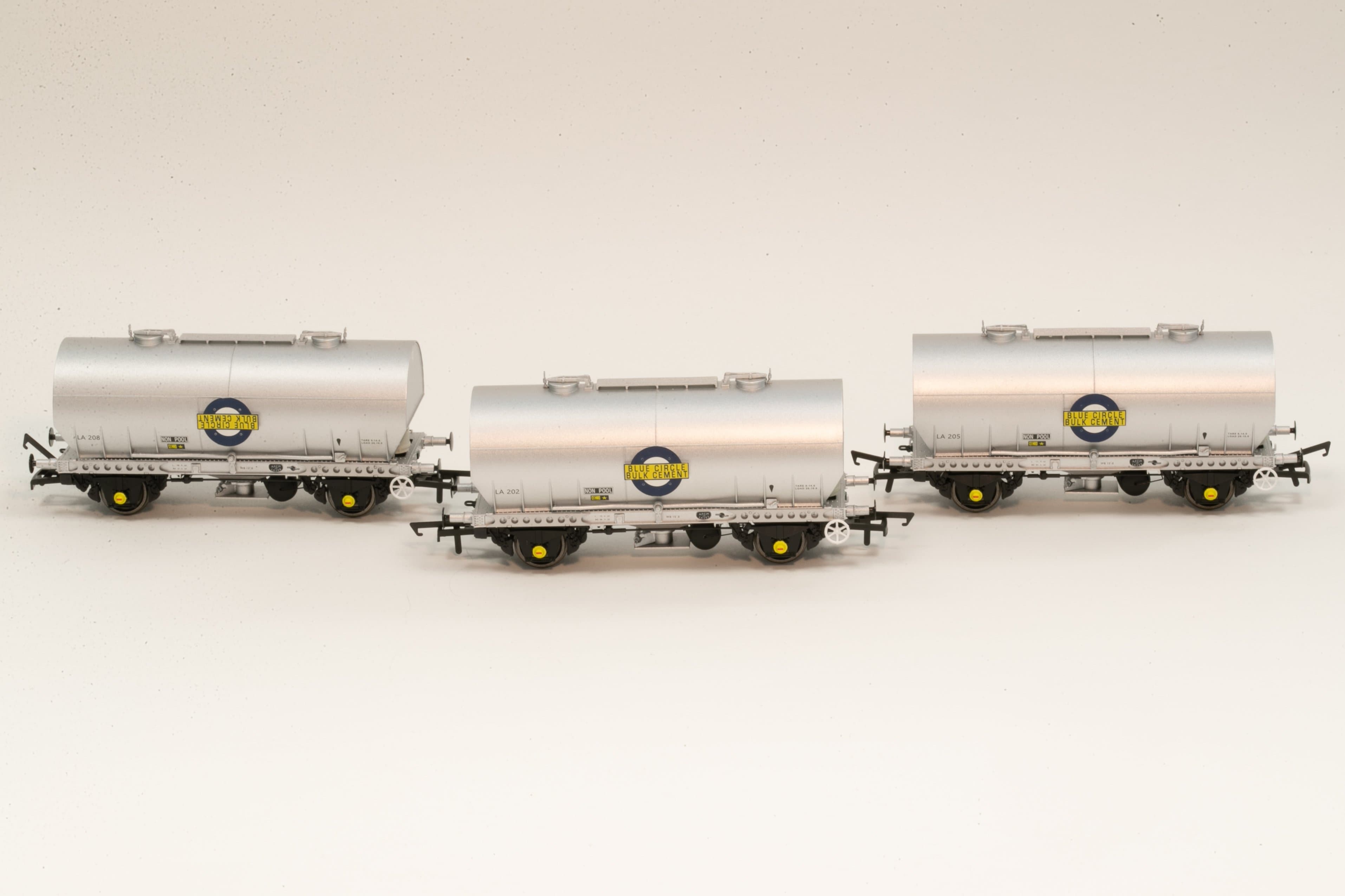 Wagon Púdar APCM Cemflo / PCV - Pacáiste Triarach - LA202, LA205, LA208 - PreTOPS