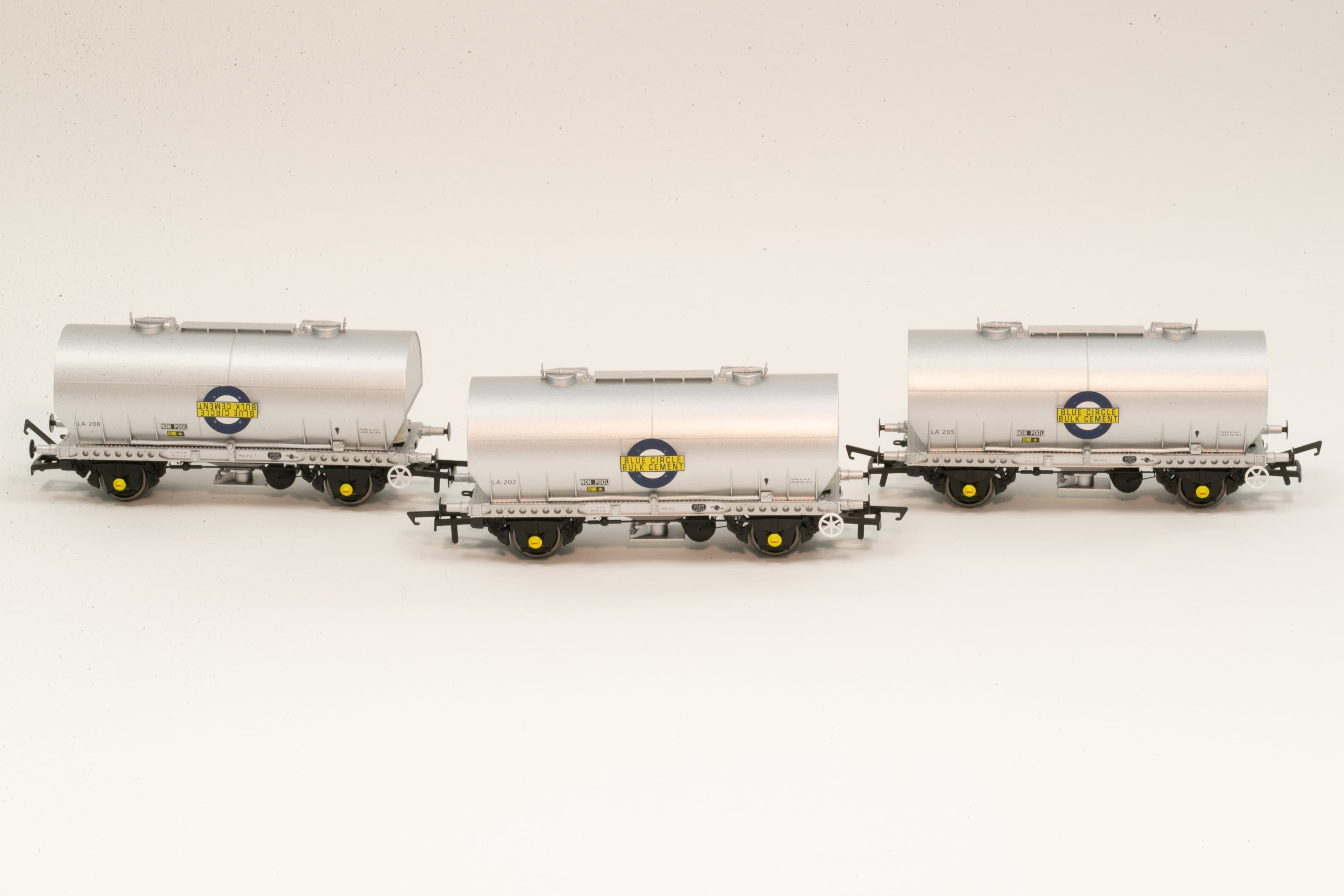 Wagon Púdar APCM Cemflo / PCV - Pacáiste Triarach - LA202, LA205, LA208 - PreTOPS