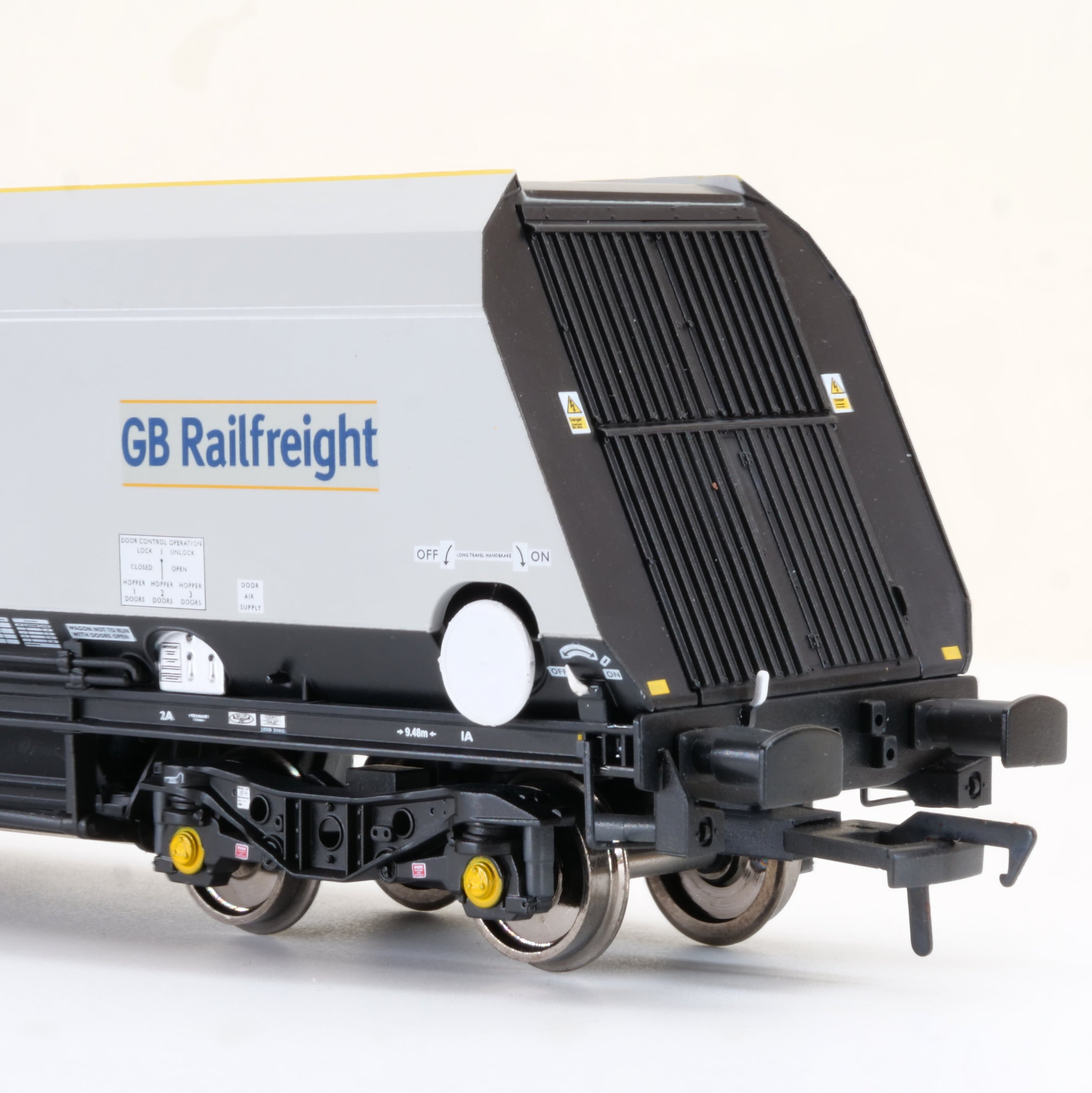 Pacáiste HYA gearrtha anuas - lógónna GBRf/Cemex w/Touax (Pacáiste 1)