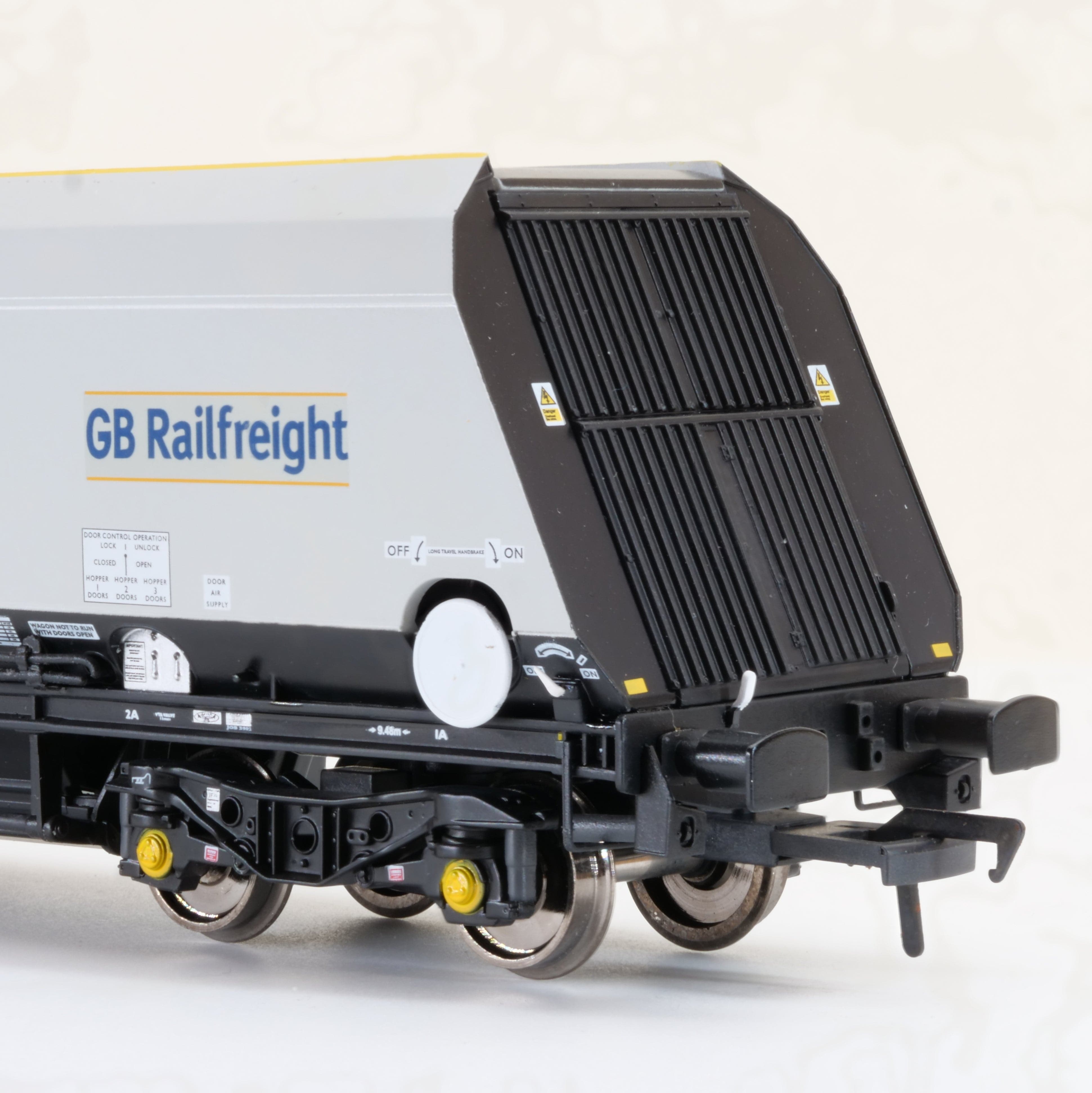 Pacáiste HYA gearrtha anuas - lógónna GBRf/Cemex w/Touax (Pacáiste 1)